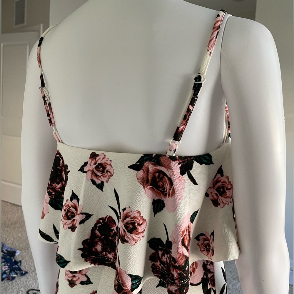 White floral dress - Picture 3 of 4